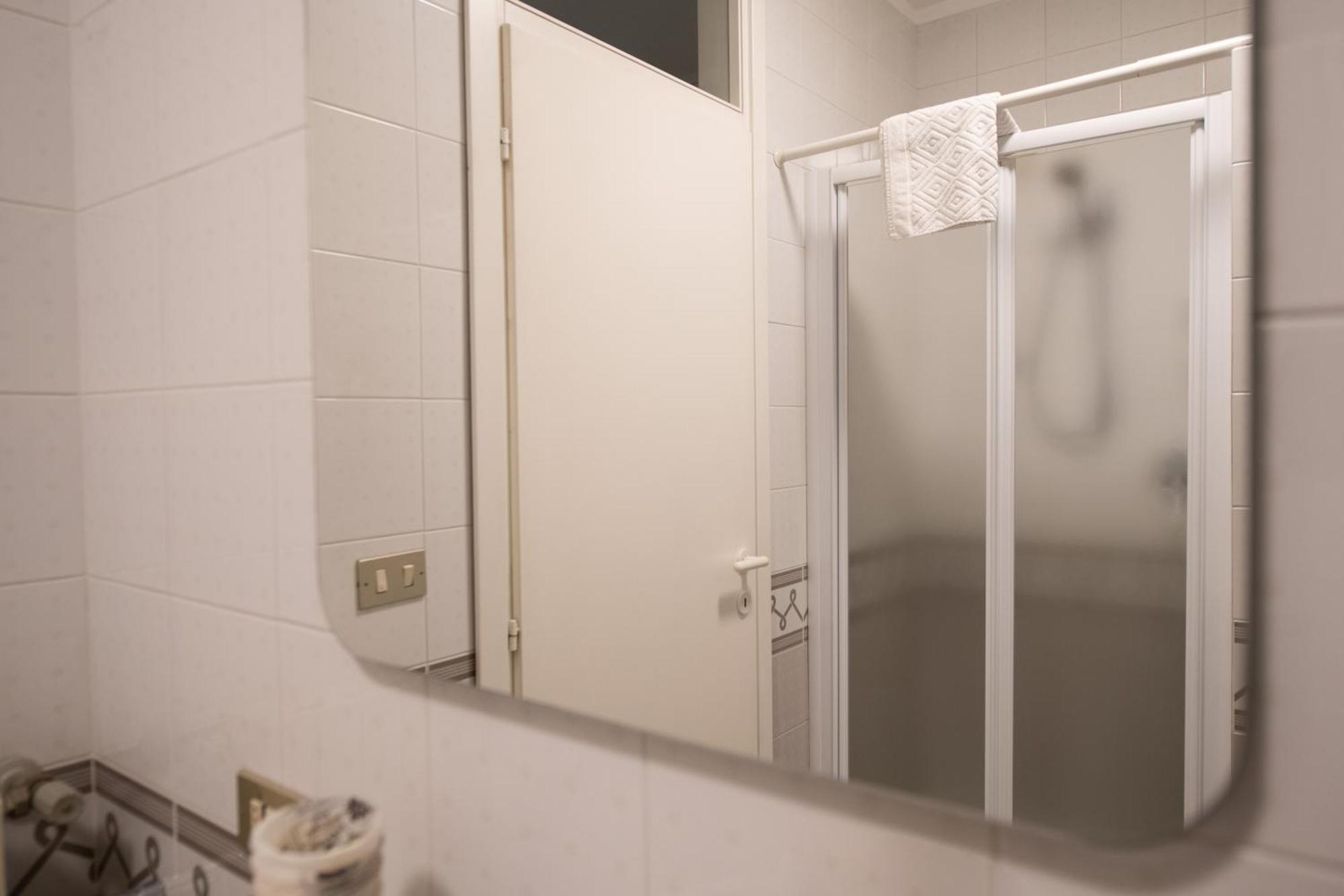 Alessi Appartamenti Desenzano del Garda Exteriér fotografie